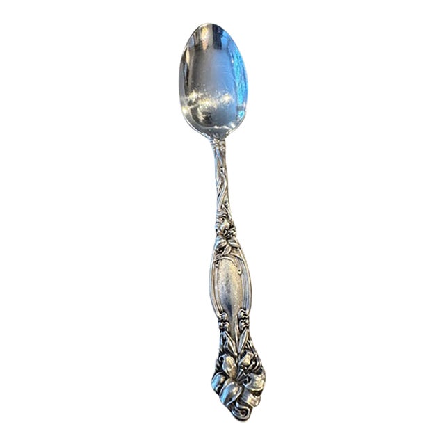 Antique International Silver "Frontenac". Five O'Clock Teaspoon. Sterling Silver .5.5" Long. No Monogram. Excellent Estate Condition. For Sale