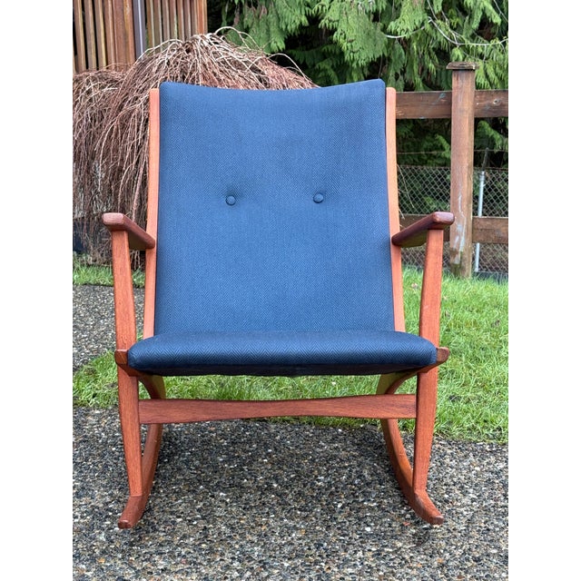 1960s Danish Modern Teak Rocking Chair Attributed to Holger Georg Jensen for Tønder Møbelværk For Sale In Seattle - Image 6 of 10