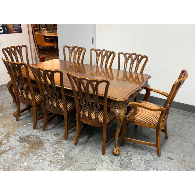 Century Furniture Queen Anne Style Extension Dining Table + Eight Chairs Set For Sale In San Francisco - Image 6 of 12