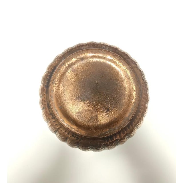 Copper Round Embossed Copper Vase in the style of Egidio Casagrande, Italy, 1950s For Sale - Image 8 of 11