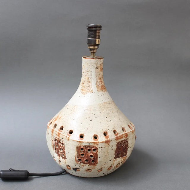 Vintage Ceramic Table Lamp in the Style of Georges Pelletier, Circa 1970s For Sale In Washington DC - Image 6 of 12