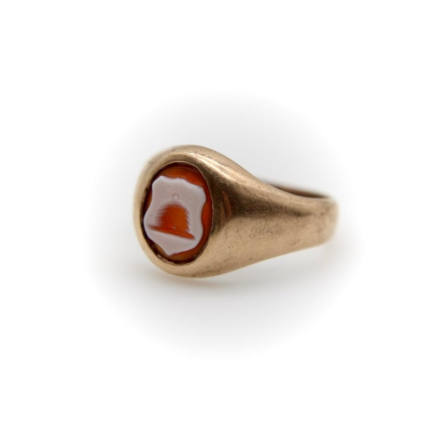 Late 19th Century Late 19th Century Victorian 9k Gold Beehive Banded Agate Intaglio Ring, Size 8 For Sale - Image 5 of 7