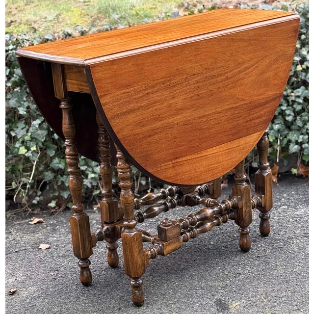 Brown Vintage English Mahogany William and Mary Gateleg Table For Sale - Image 8 of 12