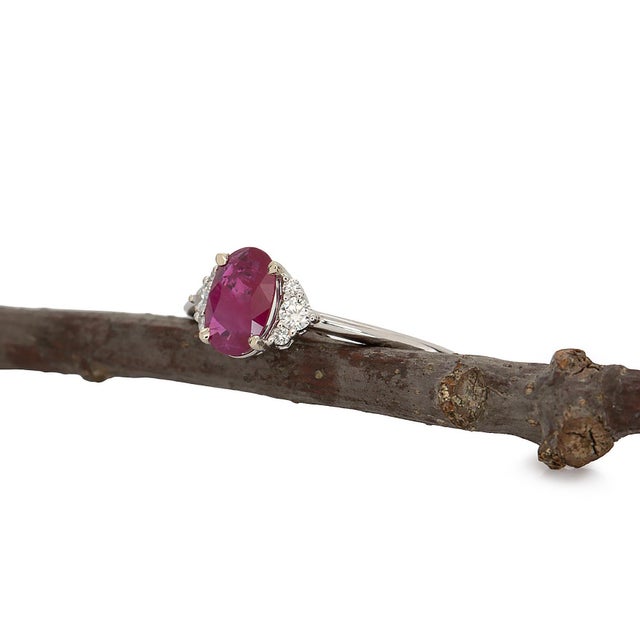2020s Mozambique Ruby Ring With Natural Diamonds Accents: Solid 14k Gold, Oval 7x5mm For Sale - Image 5 of 10