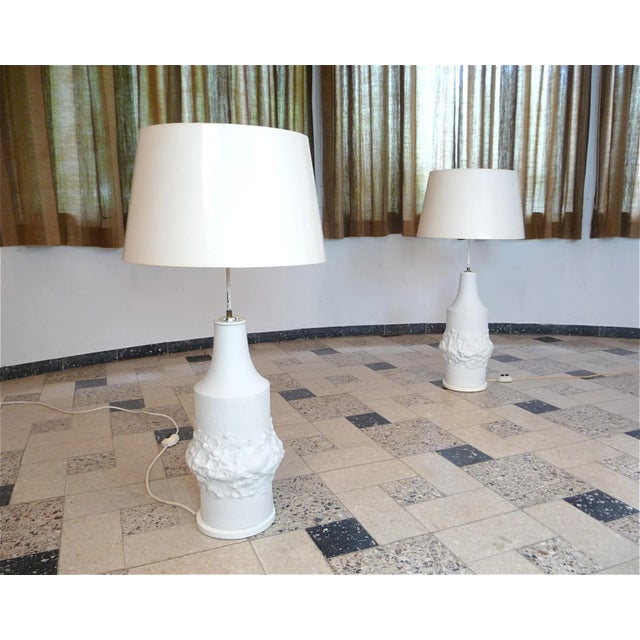 Large Bisque Relief Porcelain Table Lamps from Kaiser, 1960s, Set of 2 For Sale - Image 12 of 18