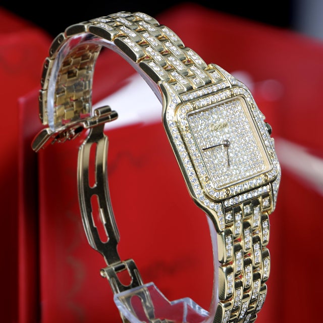 Modern Cartier Panthere Jumbo in 18k Gold Factory Diamond Pave Dial & Bracelet Watch For Sale - Image 3 of 16