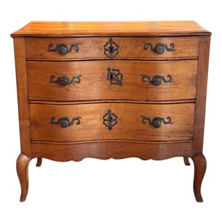 19th Century Italian Walnut Lift-Top Chest For Sale