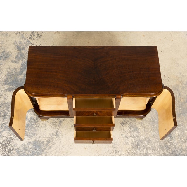 Art Deco 1930s French Art Deco Walnut Commode With Floral Marquetry For Sale - Image 3 of 17