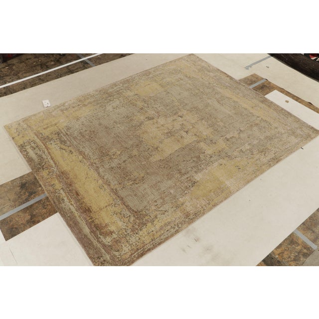 From Rug & Kilim’s modern selections, an 8x10 abstract rug capturing an alluring new language in contemporary design. The...