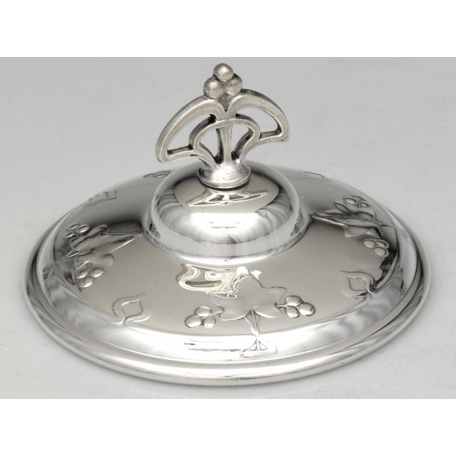 WMF Art Nouveau Silverplate Biscuit Barrel With Figural Maidens & Glass Liner, c.1900–1915 For Sale In Greensboro - Image 6 of 11