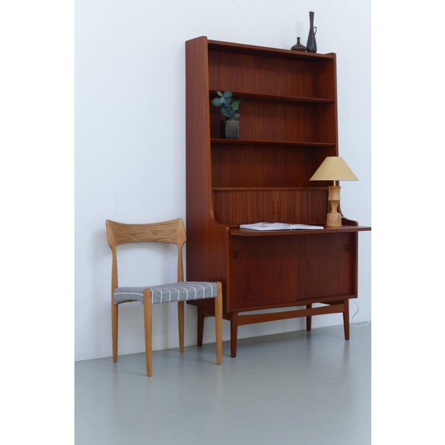 Danish Modern Oak Side Chair by Bernhard Pedersen & Søn 1960s. Scandinavian Mid-Century Modern dining room chair model 142...