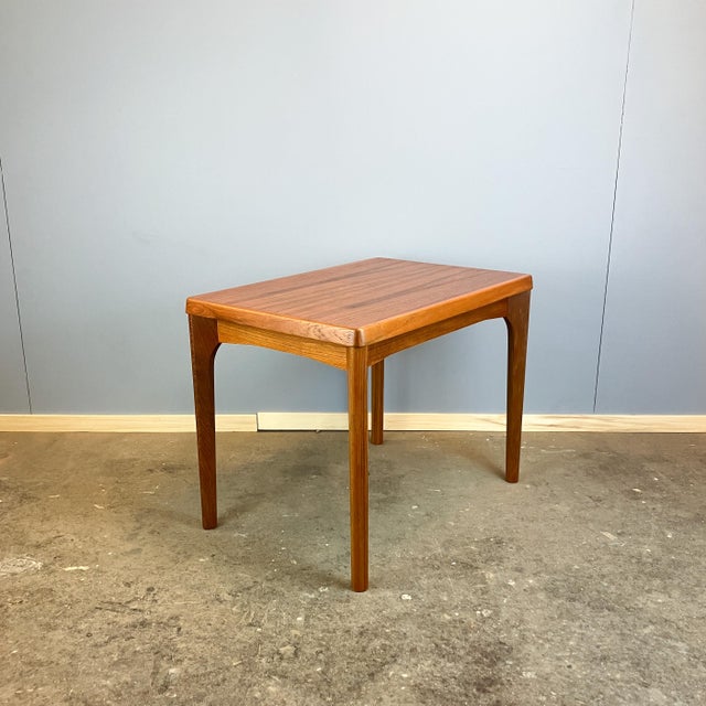 Teak Side Table by Henning Kjaernulf for Vejle Stole & Møbelfabrik, 1960s For Sale - Image 10 of 12