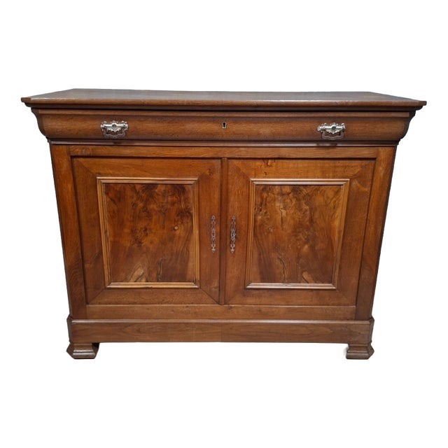 19th Century Louis-Philippe Sideboard in Walnut For Sale