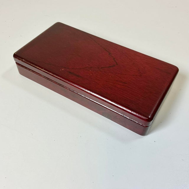 1980s Americana Boho Chic Golf Club Themed Wood Pen and Key Chain Boxed Set For Sale - Image 10 of 12