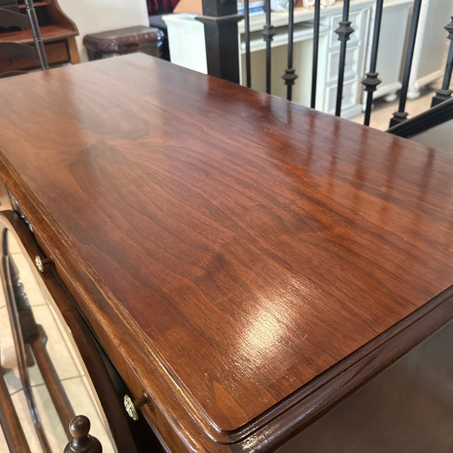 1920s Dresser With Mirror Beautiful Original Finish and Condition For Sale - Image 9 of 12