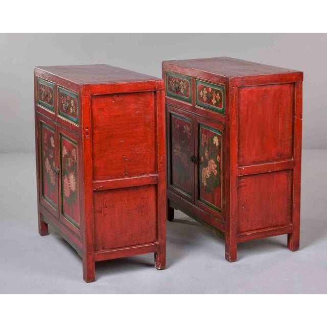 Late 19th Century Pair of 19th Century Chinese Gansu Red-Painted Cabinets With Polychrome Floral Decoration For Sale - Image 5 of 13