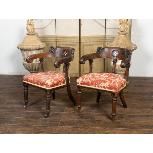 Pair of 19th Century English Regency Style Carved Oak Klismos Chairs with Horseshoe Backs For Sale In Atlanta - Image 6 of 12