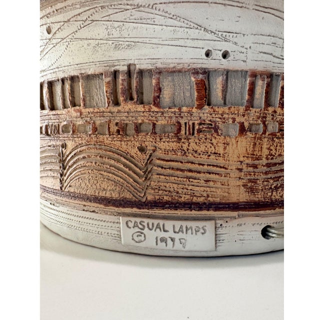 1970s Brutalist Sculpted Earthenware Table Lamp by Casual Lamps of California For Sale - Image 11 of 12