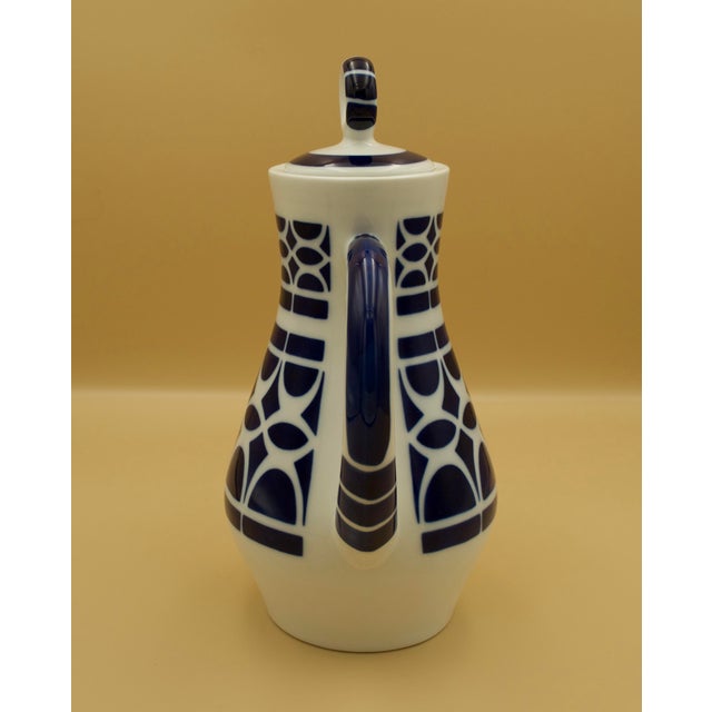 A sculptural mid-century Sargadelos O Castro coffee pot, produced in Galicia, Spain during the Seminario Sargadelos...