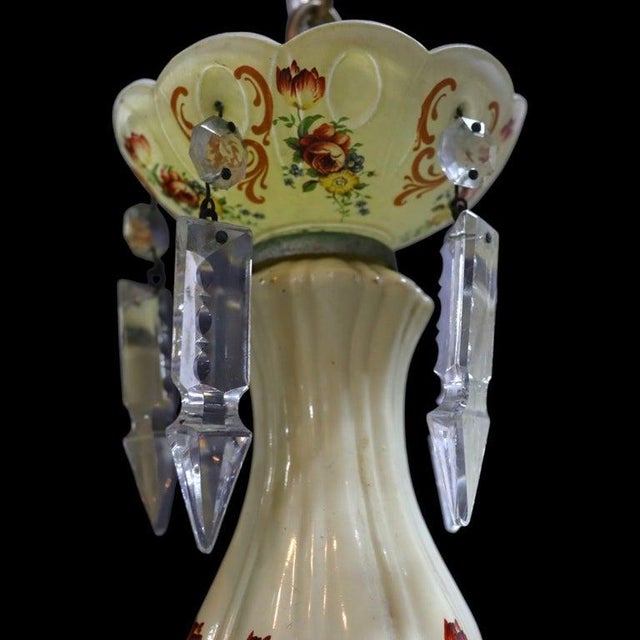 1940s Italian Capodimonte Style Crystal & Hand Painted Porcelain & Glass 12-Light Chandelier For Sale - Image 4 of 11