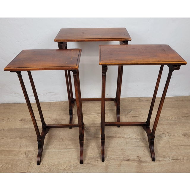Wood Victorian Nesting Tables in Mahogany, 1880, Set of 3 For Sale - Image 7 of 18