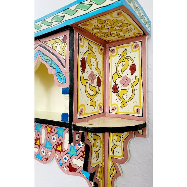 Moroccan Wooden Shelf All Hand-Painted / Yellow For Sale In Orlando - Image 6 of 8