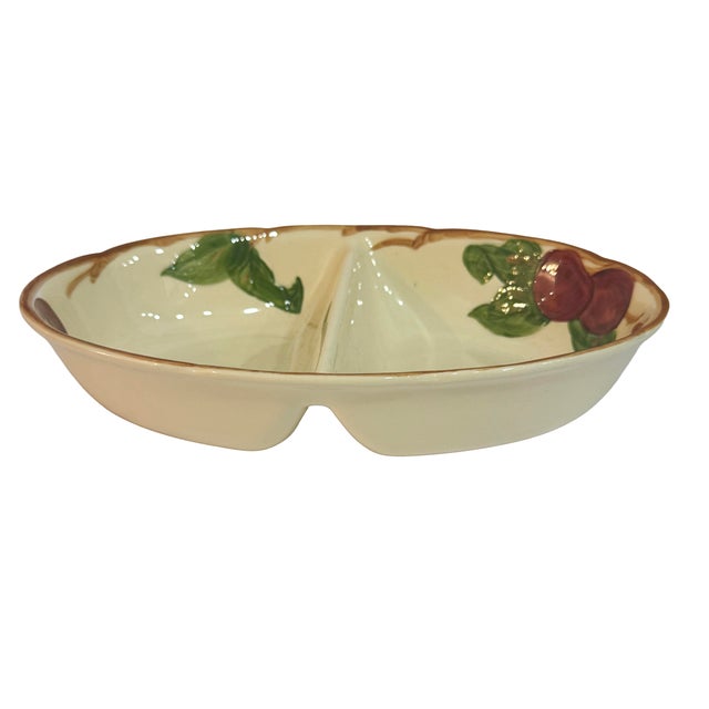 1950s Vintage Franciscan Apple California Pottery Dinnerware Collection – 21 Pieces For Sale - Image 5 of 14
