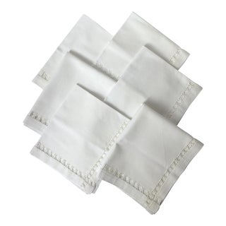 Vintage Hand-Stitched White Linen Dinner or Luncheon Napkins - Set of 6 For Sale