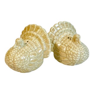 1970s Vintage Boho Chic Americana Ceramic Trompe L’Oeil Turkey Salt and Pepper Shakers - A Pair For Sale