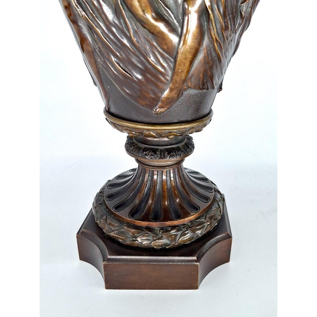 Late 19th Century Pair of Late 19th-Century Bronze Lidded Urns For Sale - Image 5 of 8