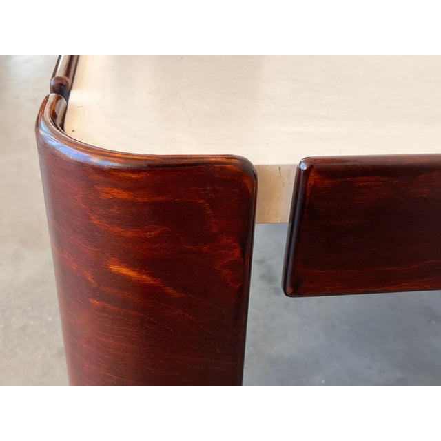 Set of Mid-Century Modern Coffee Tables with Curved Legs and White Top For Sale - Image 13 of 18
