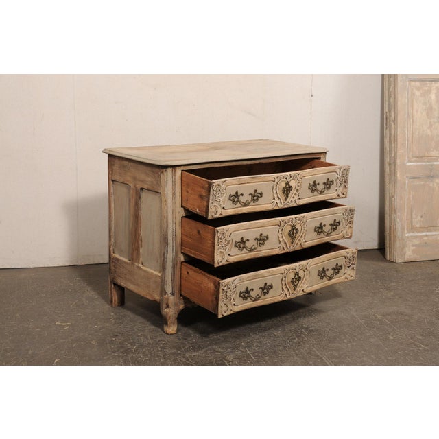 French 18th Century French Louis XV Commode For Sale - Image 3 of 12