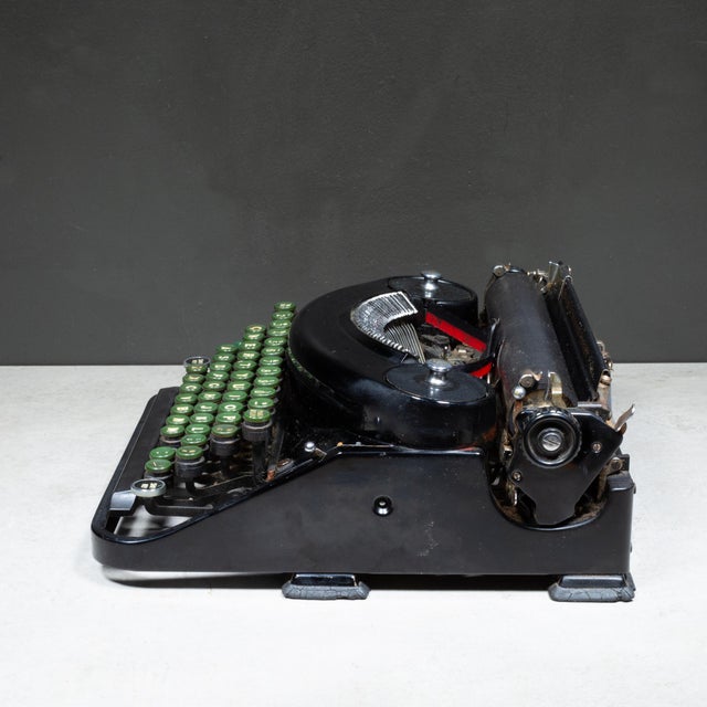 Metal Art Deco Remington Portable Noiseless Typewriter and Case c.1937 For Sale - Image 7 of 9