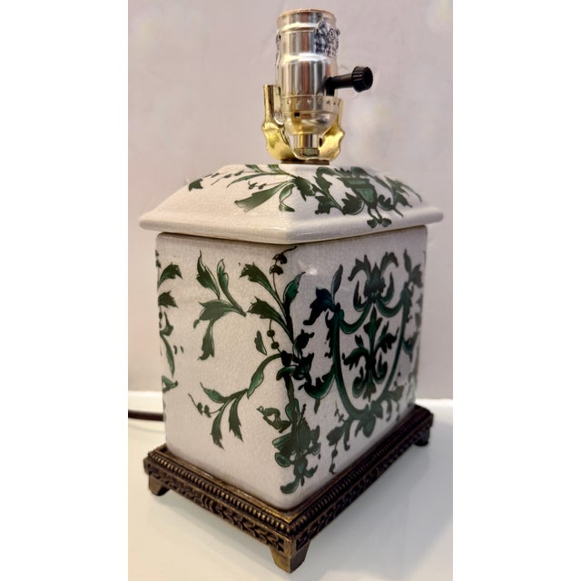 Small Chinoiserie Style Ginger Jar Table Lamp For Sale - Image 4 of 8
