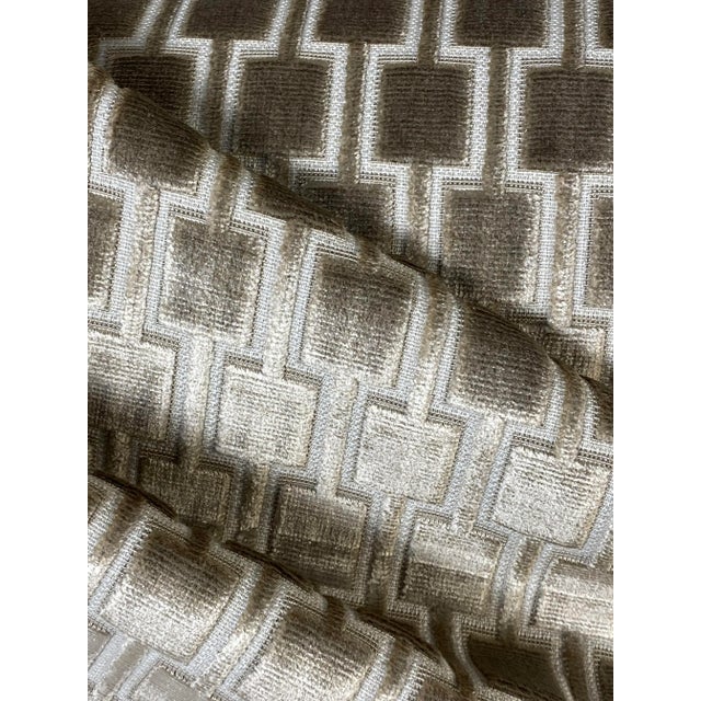 Inspired by mid-century transportation cloth, “Bakerloo” figured two tone velvet has a soft viscose pile. Exceeds 100,000...