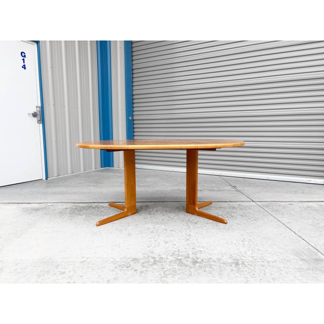 1960s Danish Modern Teak Dining Table For Sale In Los Angeles - Image 6 of 15