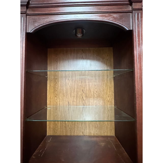 Brown 1970s Highland House Mahogany Display Cabinet With Adjustable Glass Shelves and Brass Hardware For Sale - Image 8 of 10