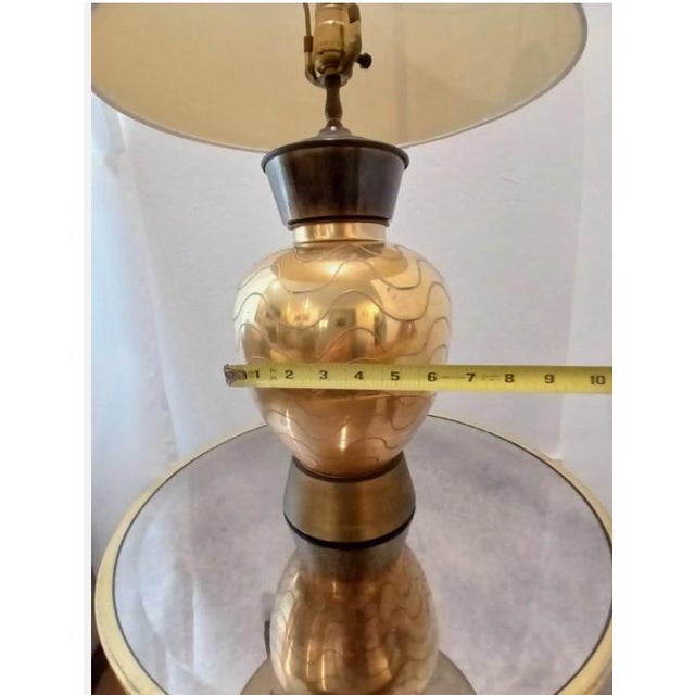 1950s Art Deco Gold Ceramic Lamp Etched Wavy Lines Modern W Shade Underwriters For Sale - Image 12 of 18