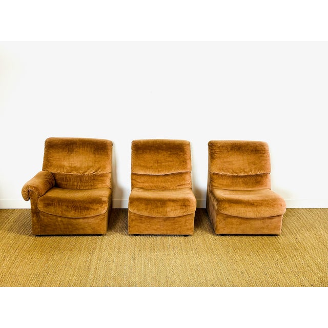 Vintage Velvet Modular Sofa and Armchair Set, 1970s, Set of 5 For Sale - Image 9 of 18