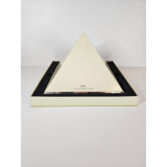 Pelikan Seven Wonders of the World 'Pyramids of Giza' Fountain Pen For Sale - Image 16 of 18