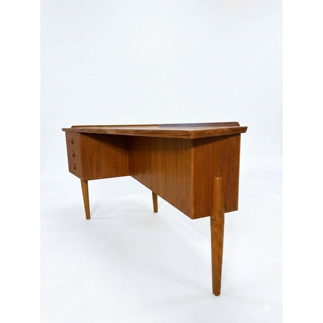 1960s Mid 20th Century Attributed to Arne Hovmand-Olsen Boomerang Desk For Sale - Image 5 of 5