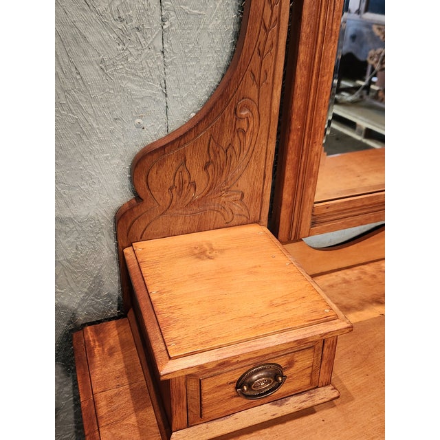 Wood Antique 1900's Edwardian Walnut Dressing Table With Hinged Mirror For Sale - Image 7 of 10