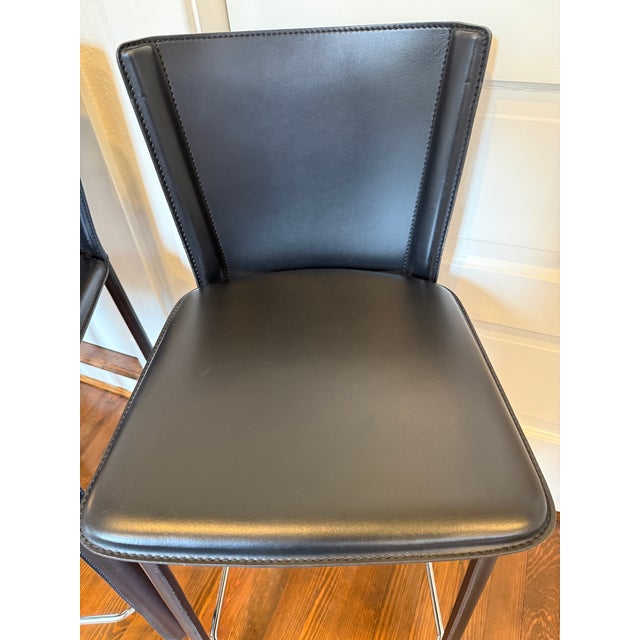 Late 20th Century Italian Frag Black Leather Countertop Stools, Set of 3 For Sale - Image 4 of 13