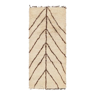Vintage Moroccan Runner Rug in White With Brown Geometric Patterns | Rug & Kilim For Sale