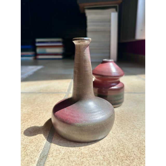 Brown and Ruby ​​Red Studio Ceramic Art Bottleneck Vase by Jürgen Riecke, Germany, 1960s For Sale - Image 13 of 15