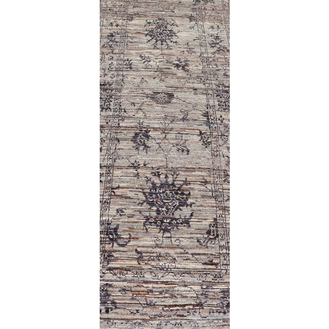 Modern Modern Hand-Knotted Oushak Designed Runner in Wool With Sub-Geometric Design 3'1 X 8'4 For Sale - Image 3 of 11