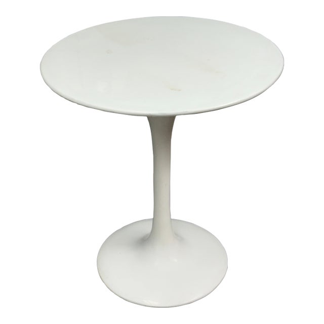 Eero Saarinen Style Tulip Side Table For Sale