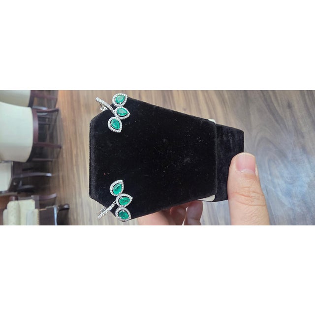 Natural Emerald 2.55ct & Diamond 0.85ct Stud Earrings in 18k Gold For Sale - Image 4 of 6