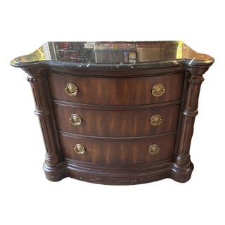 Vintage Bernhardt Grand Savannah 3-Drawer Nightstand/Chest- Excellent Marble Top For Sale