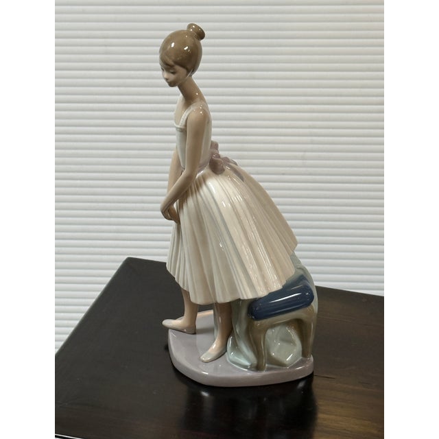 1980s Francisco Catalá for Lladró Ballet Pose Porcelain Figurine, Signed For Sale - Image 5 of 12
